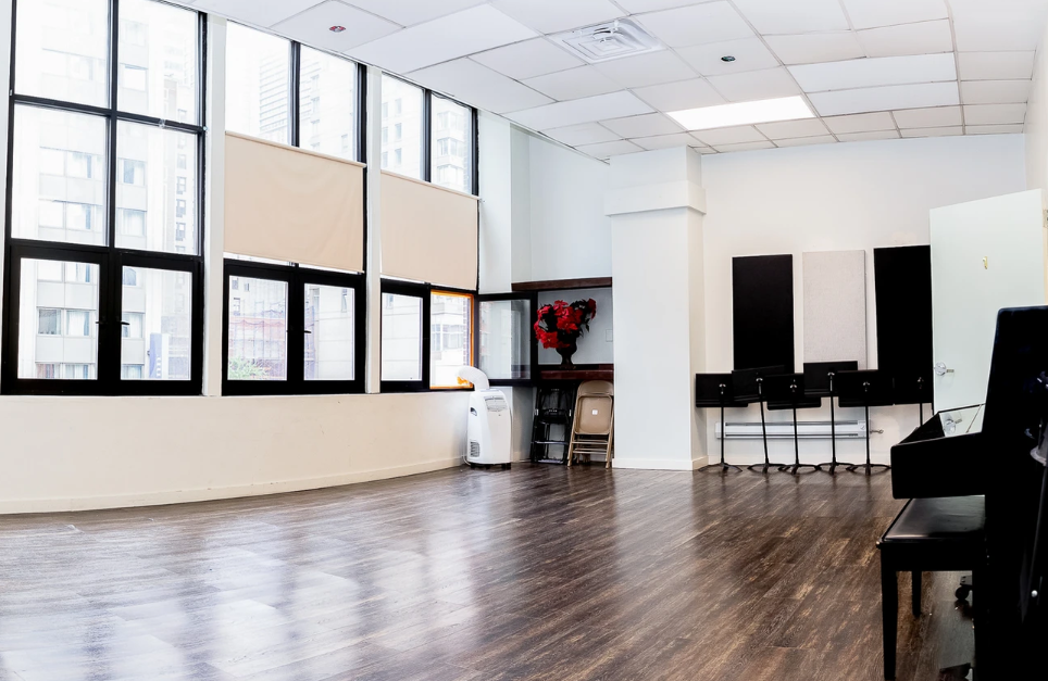 4thFL/Studio 1 - 20' X 30' - $44/hr